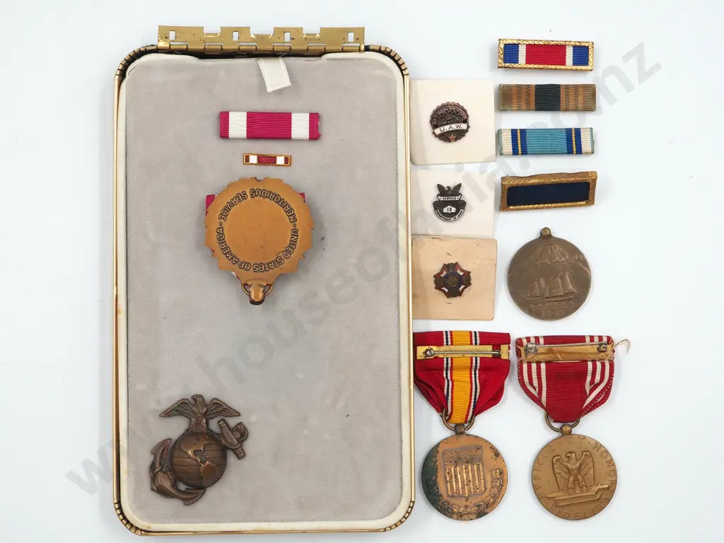 Assorted Lot of U.S.A Medals  Image 1++