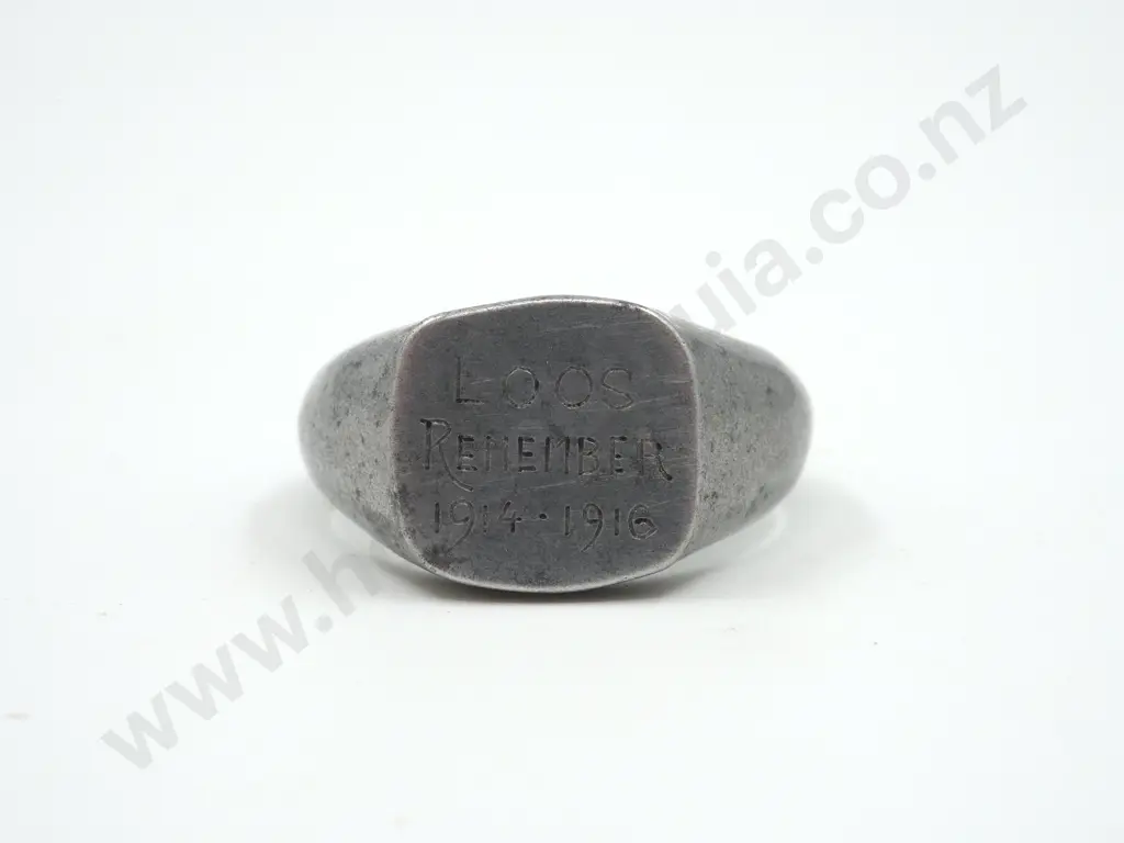 WW1 "Loos 1914-1916" Souvenir Signet Ring Image 1++