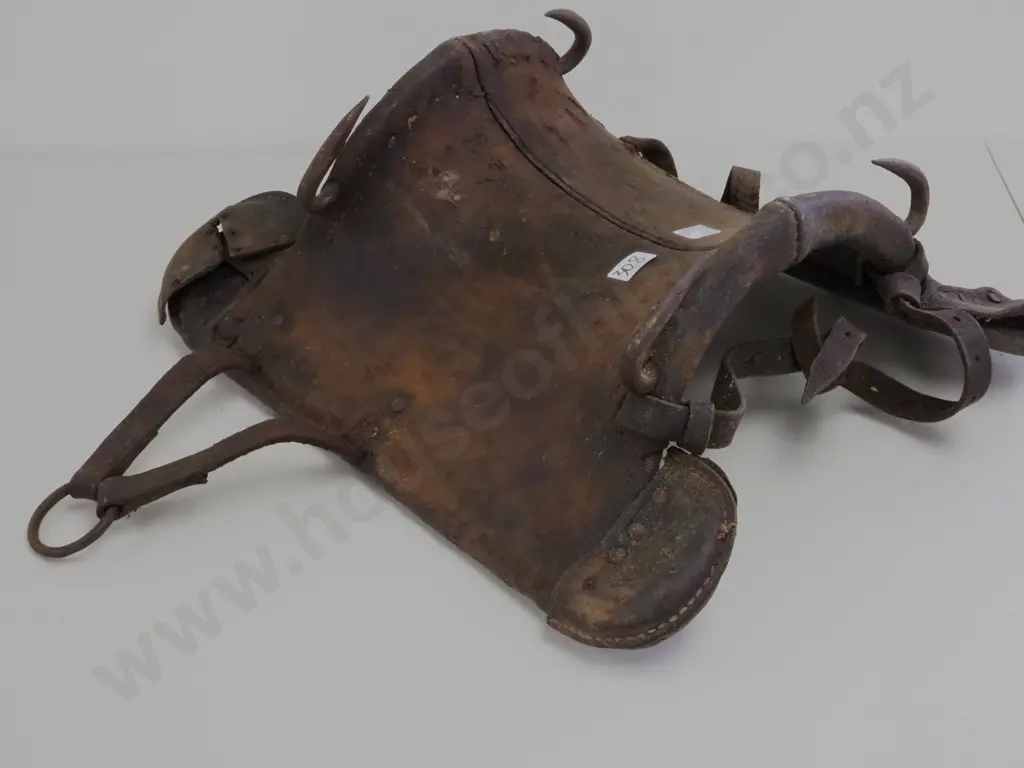 Leather Pack Saddle - Vendor Purports it to have New Zealand Wars Service  Image 1++