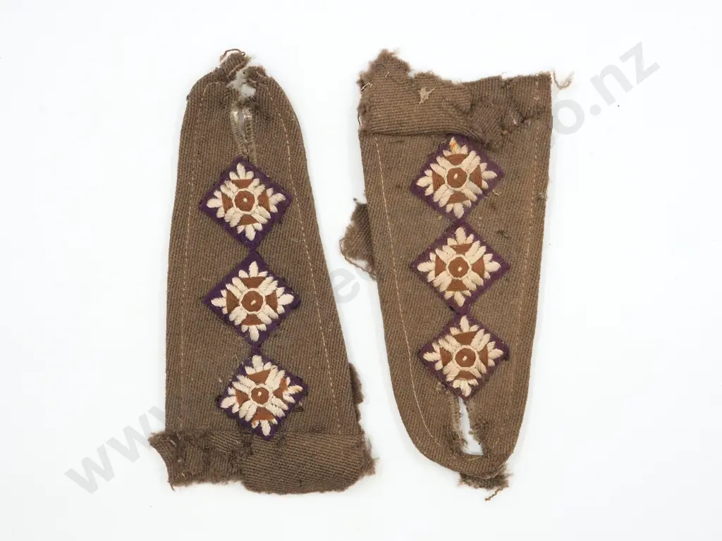WW1 Padre Captain Shoulder Boards  Image 1++
