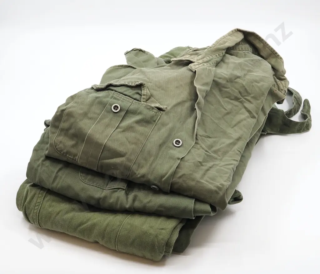 Assorted lot of New Zealand Jungle Greens (Two Jackets & Two Trousers) Image 1++