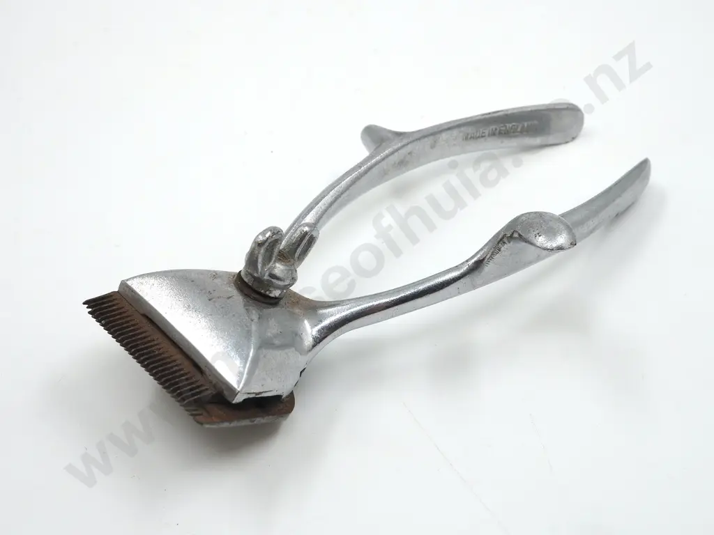 WW2 Hair Clippers Image 1++