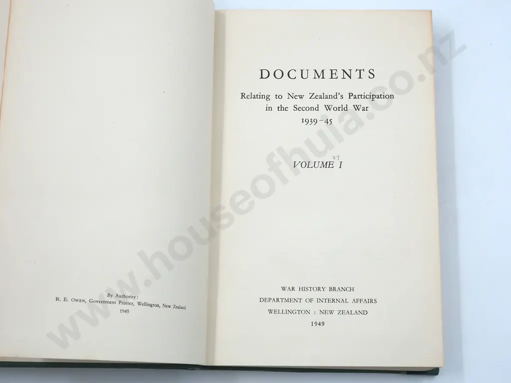 Two Military Books: Official Histories - Documents Vol 1 & Battle for Egypt Image 1++