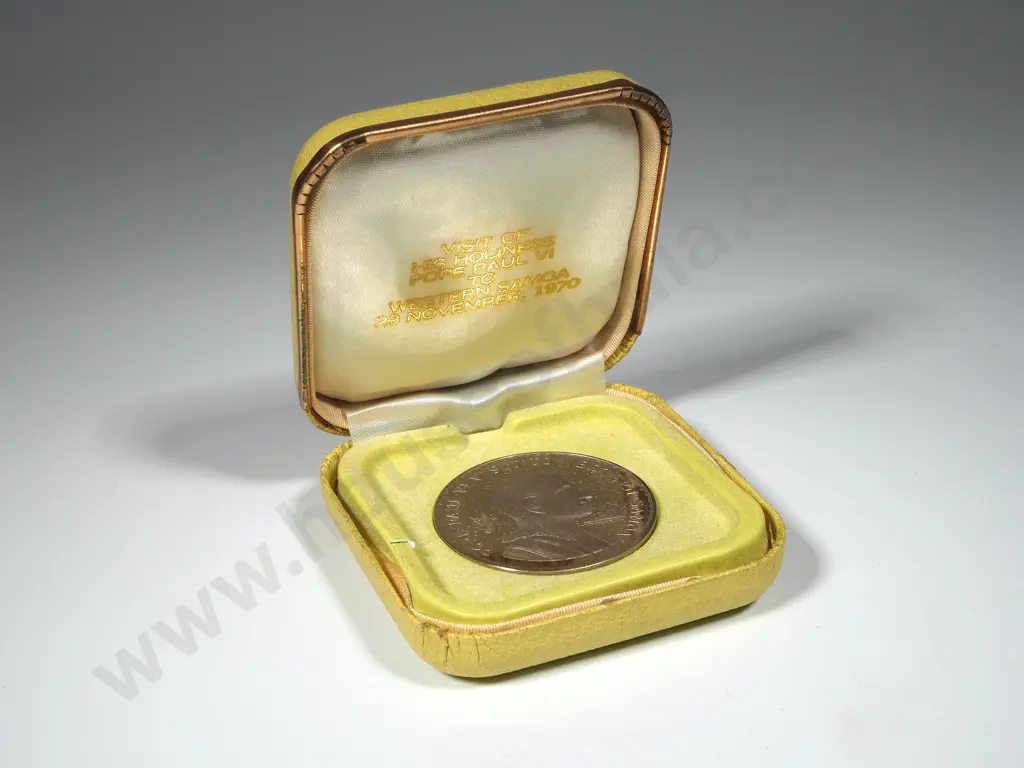 27 X UNC Pacific Crown Sized Coins Incl Tala / $1 / Crown Image 1++