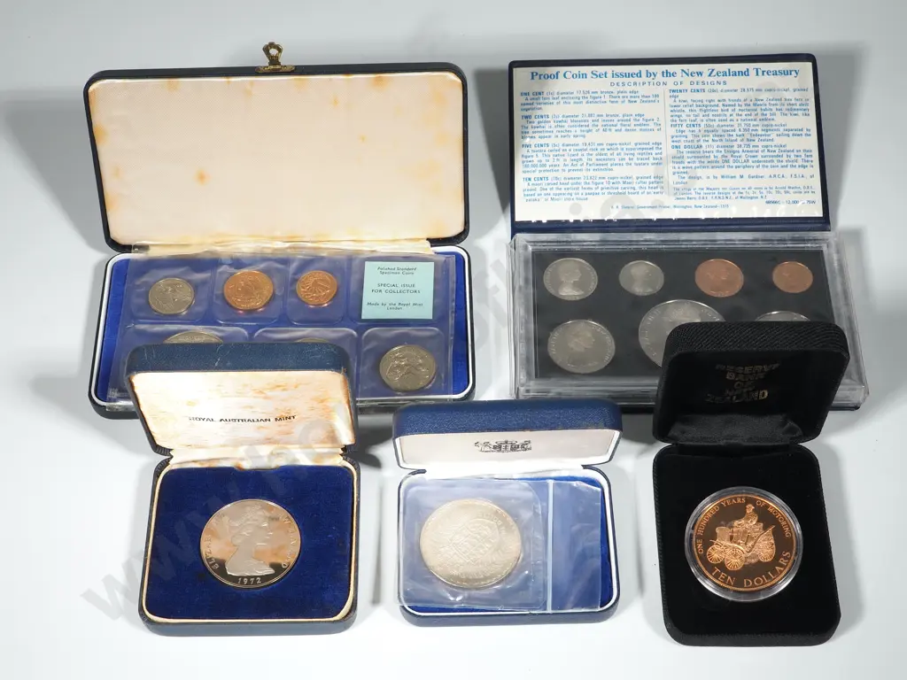 10 Assorted Proof New Zealand Coins Incl Gabriels Gully & 100 Years of Motoring & Coin Sets Image 1++