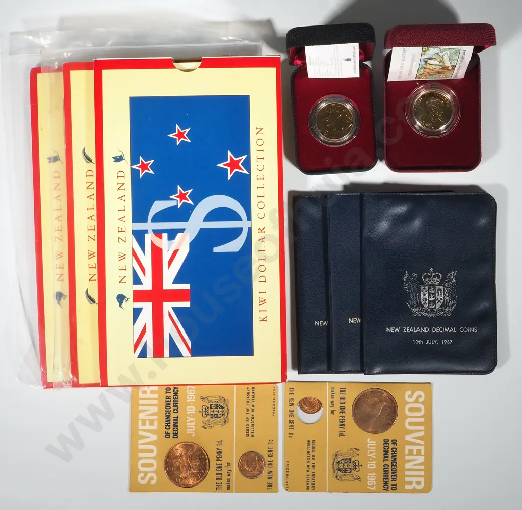 Mixed Lot of New Zealand Uncirculated Coin Sets incl Kiwi Dollars  Image 1++