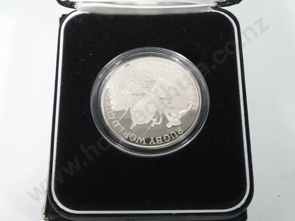 1991 New Zealand Silver Proof Five Dollar Coin - Rugby World Cup  Image 1++