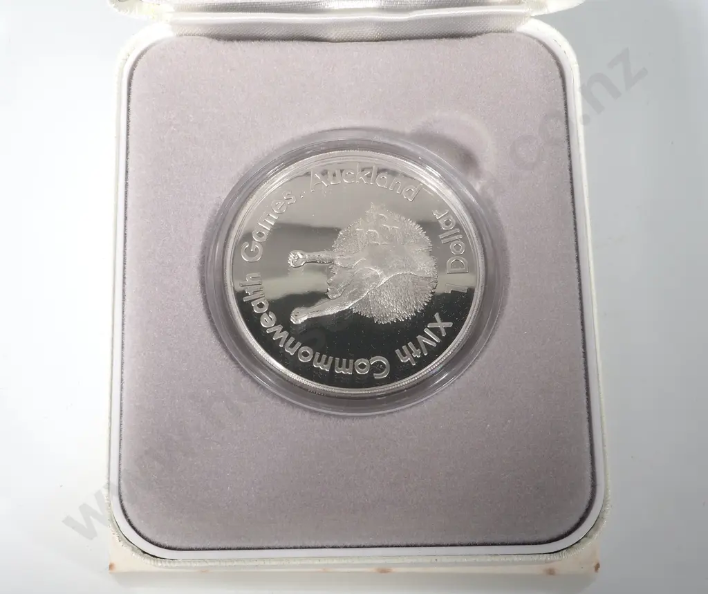 1989 New Zealand Silver Proof Dollar - Commonwealth Games  Image 1++