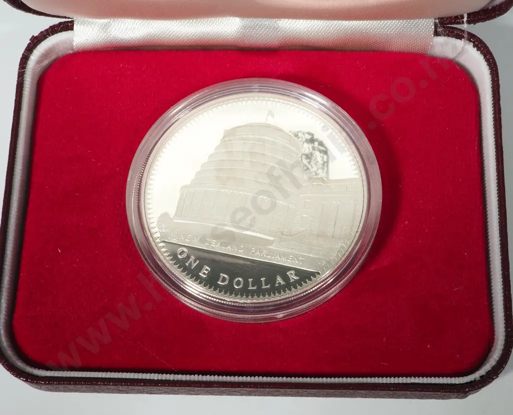 1978 New Zealand Silver Proof One Dollar Coin  Image 1++