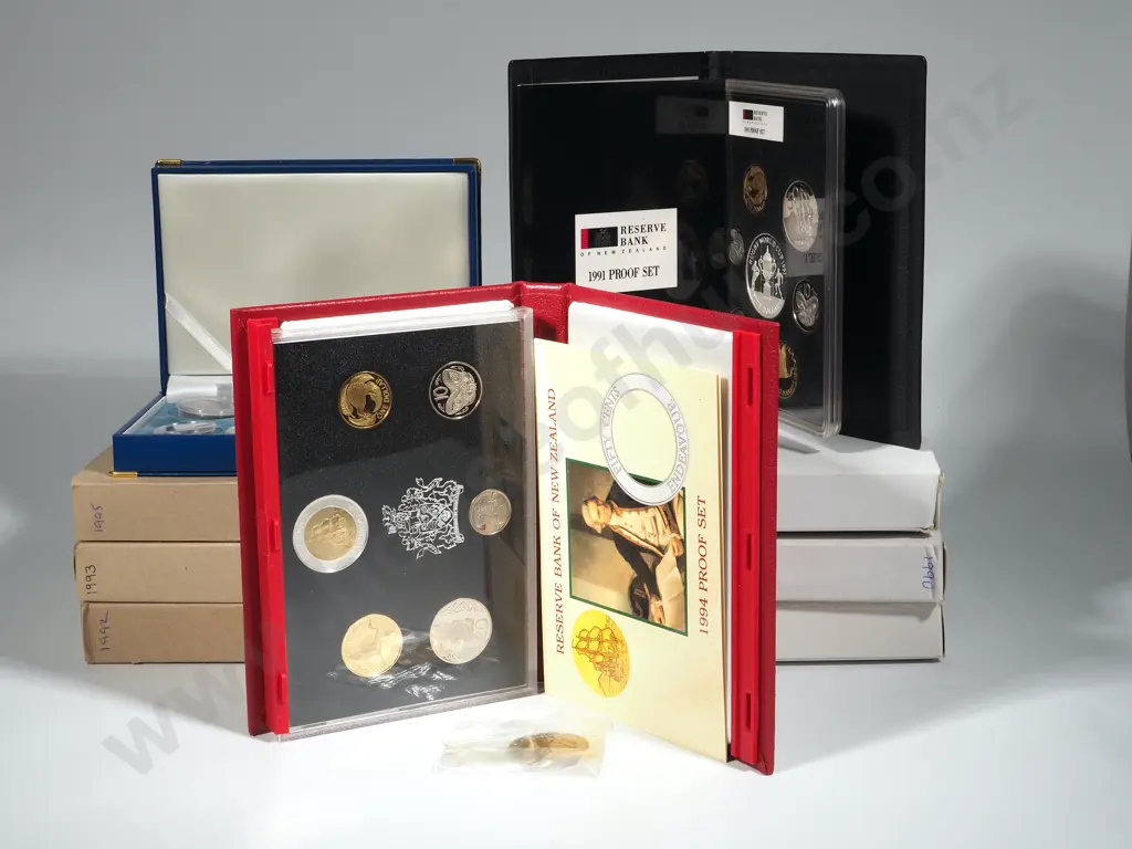 9 X New Zealand Proof Sets 1990 - 1998 Image 1++