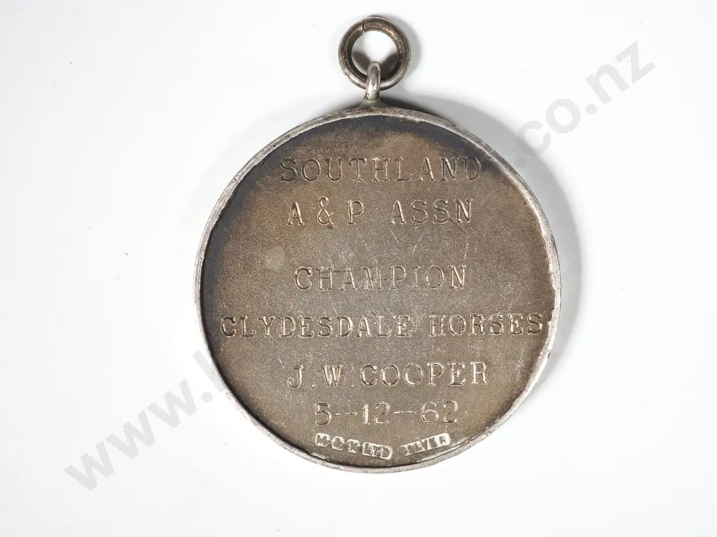 Reginald Mackinnon Trust, A&P Prizes Fund, prize medal struck in silver inscribed ‘Southland/A&P Assn/Champion/Cl Image 1++