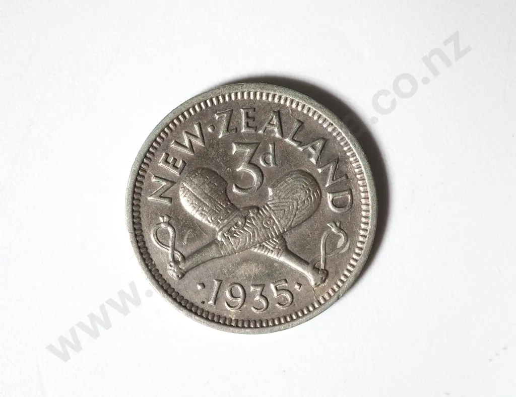 1935 New Zealand Threepence  Image 1++