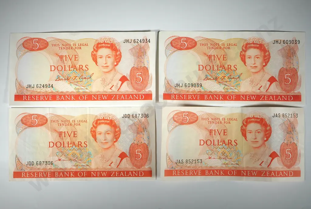 Four New Zealand $5 Banknotes: Two Hardie & Two Brash Image 1++