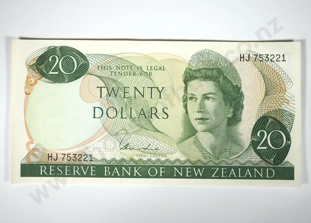 New Zealand AUNC Hardie $20 Banknote Image 1++