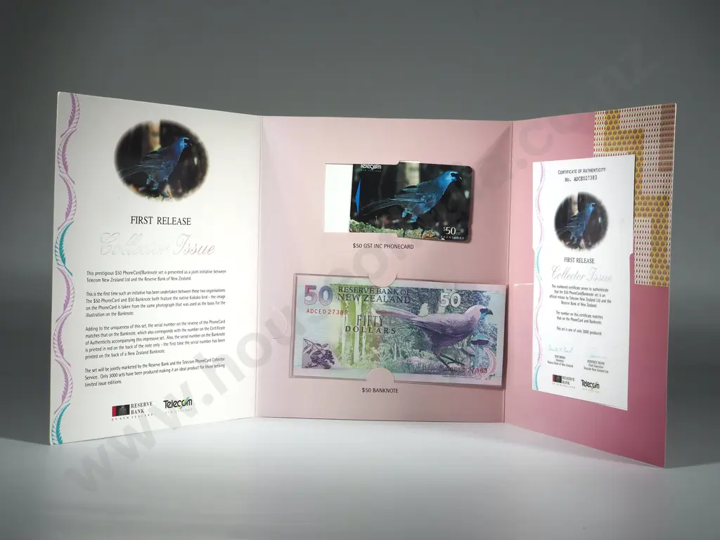 1995 Fifty Dollar Note & Fifty Dollar Phone Card Pack Image 1++