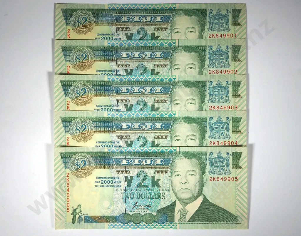 Five Fiji Consecutive Y2K Two Dollar Banknotes Image 1++