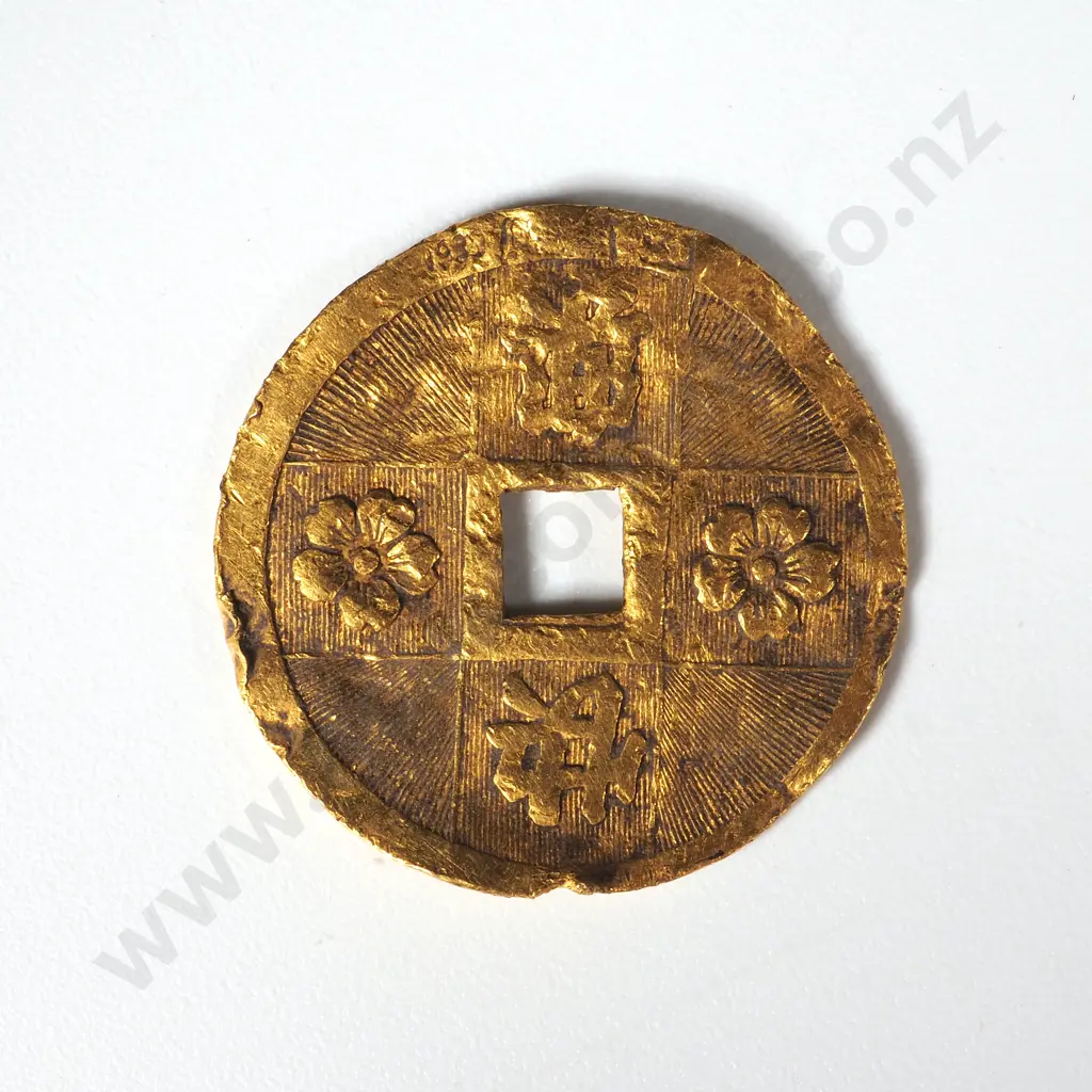 Oriental 22ct Gold Coin  Image 1++