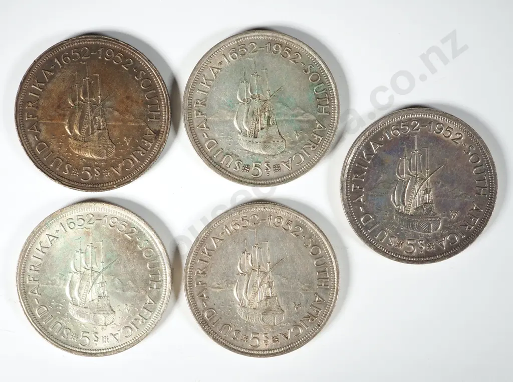 Five 1952 South Africa Five Shilling Coins - 50% Silver Image 1++