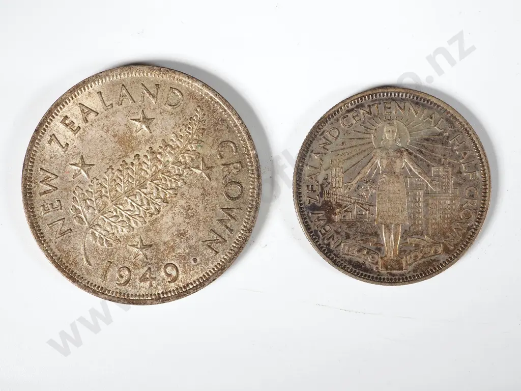 1949 NZ Silver & 1940 Half Crown  Image 1++