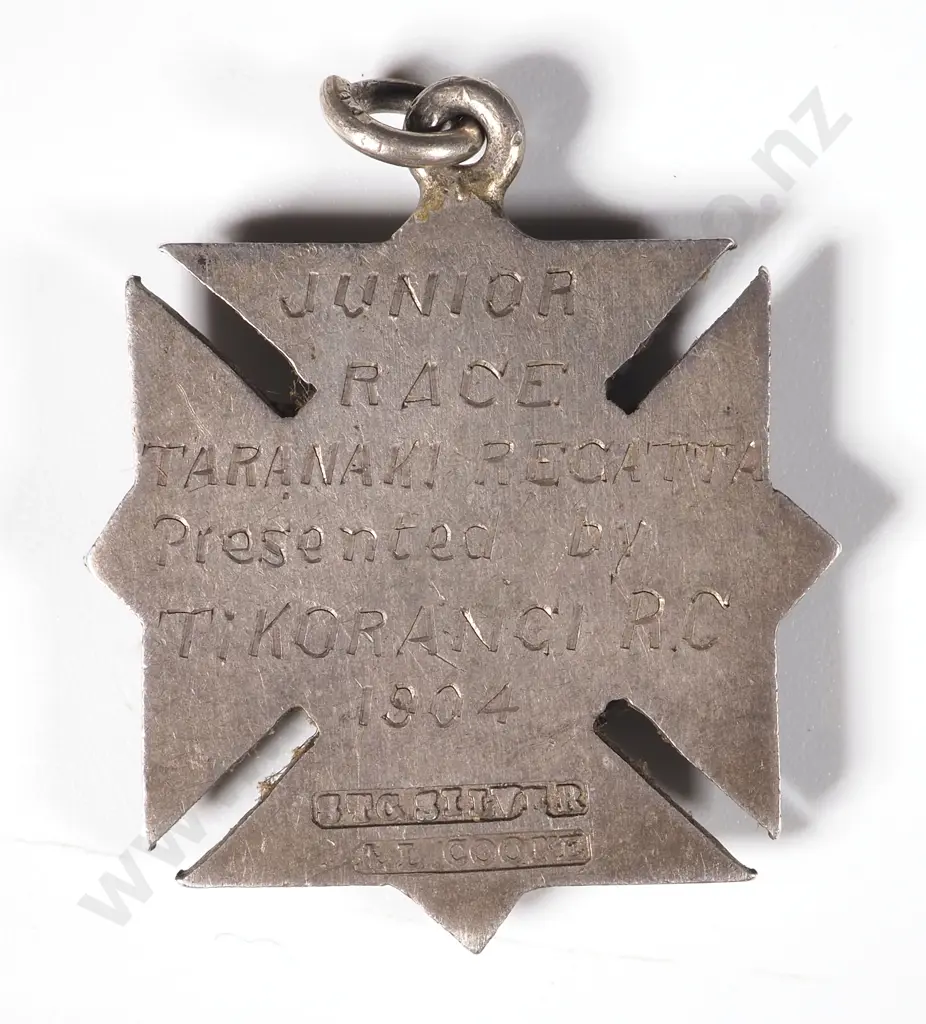 New Zealand, Tikorangi Rowing Club, Prize Medal in Silver & Gold Won by W. Lash/Cox Image 1++