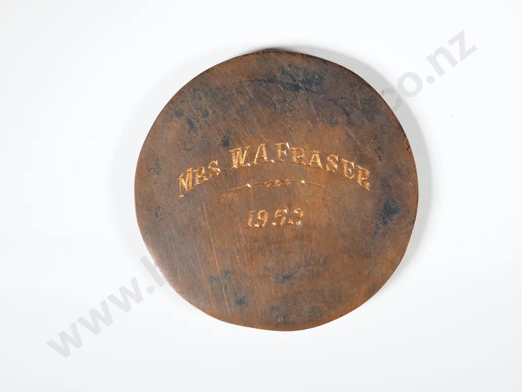 Dahlia Society of New Zealand Inc, Copper Prize Medal to Mrs W A Fraser 1952 Image 1++