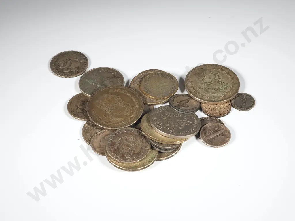 Assorted Lot of Silver International Coinage: 170 Grams Image 1++