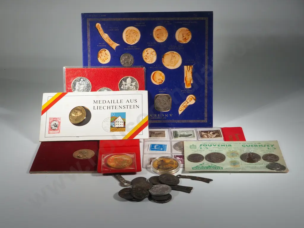Assorted Lot of Europe Related Coin & Commemorative Sets - Cased Image 1++