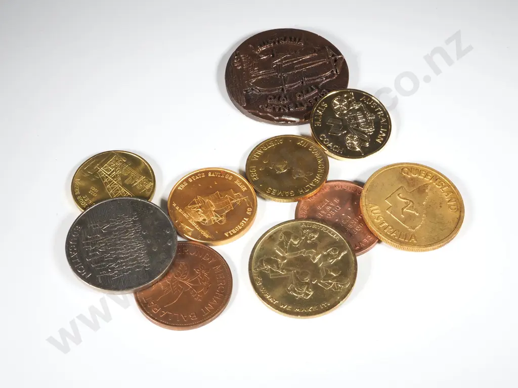 Assorted lot of 10 Australian Commemorative Coins & Medallions  Image 1++