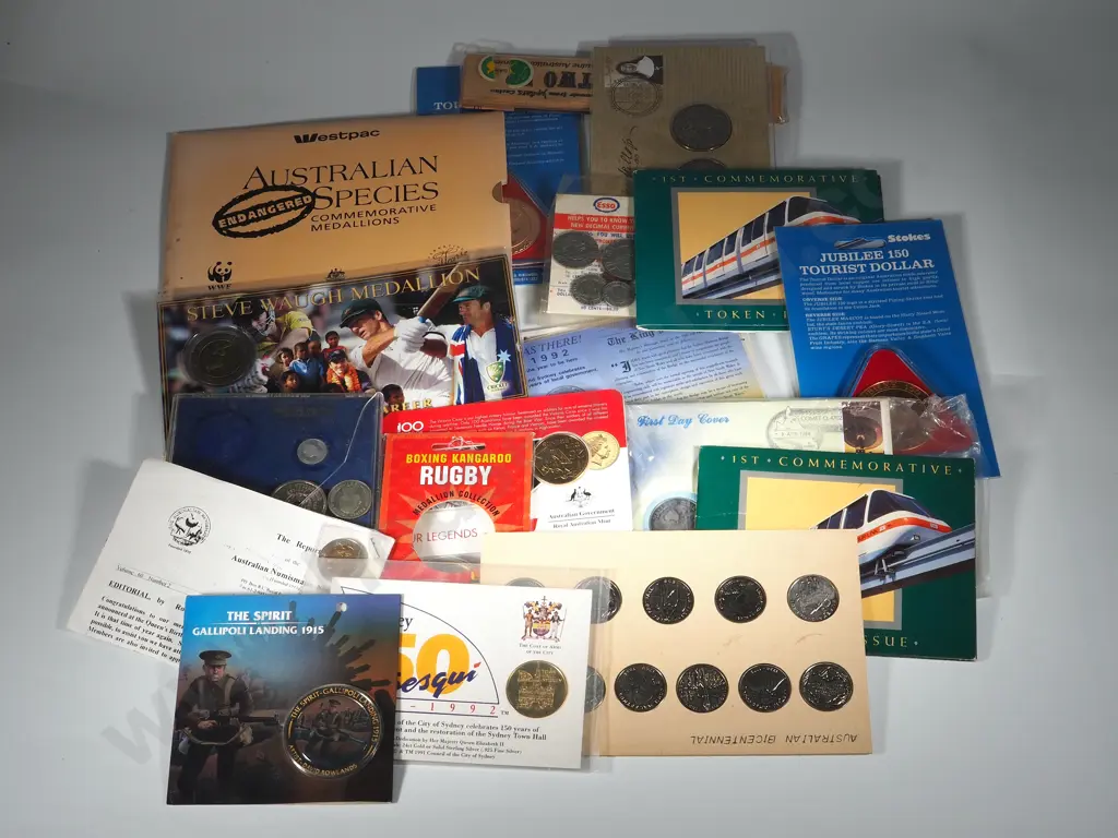 Assorted lot of Uncirculated Coin & Medallion Sets from Australia Image 1++