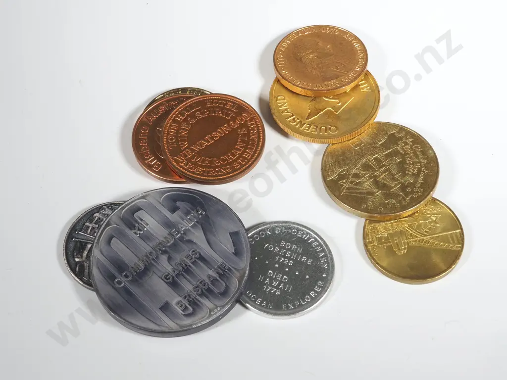 Assorted lot of 10 Australian Commemorative Coins & Medallions  Image 1++