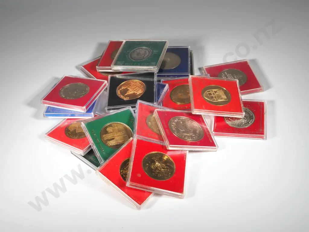 Assorted lot of 20 British Crown Sized Uncirculated Cased Coins Image 1++