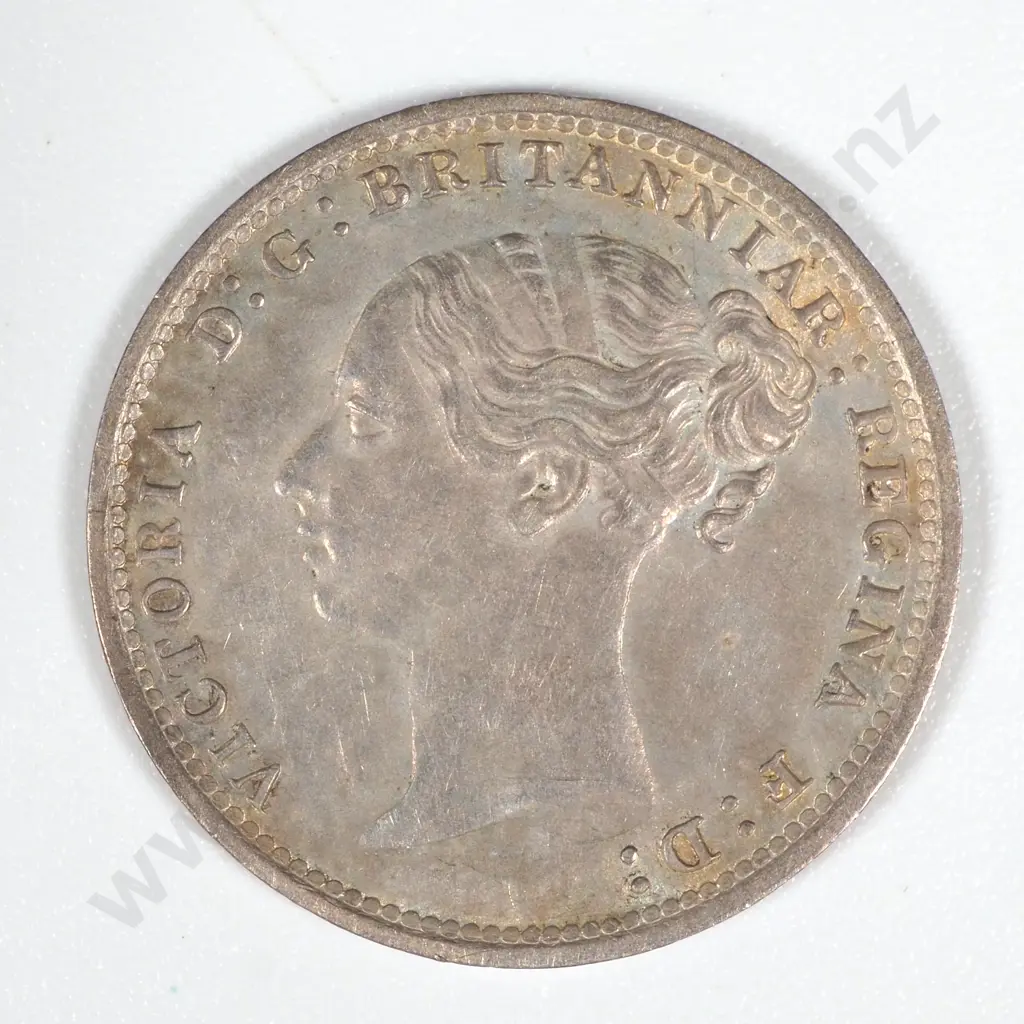 1886 United Kingdom Threepence - Victoria Younghead  Image 1++