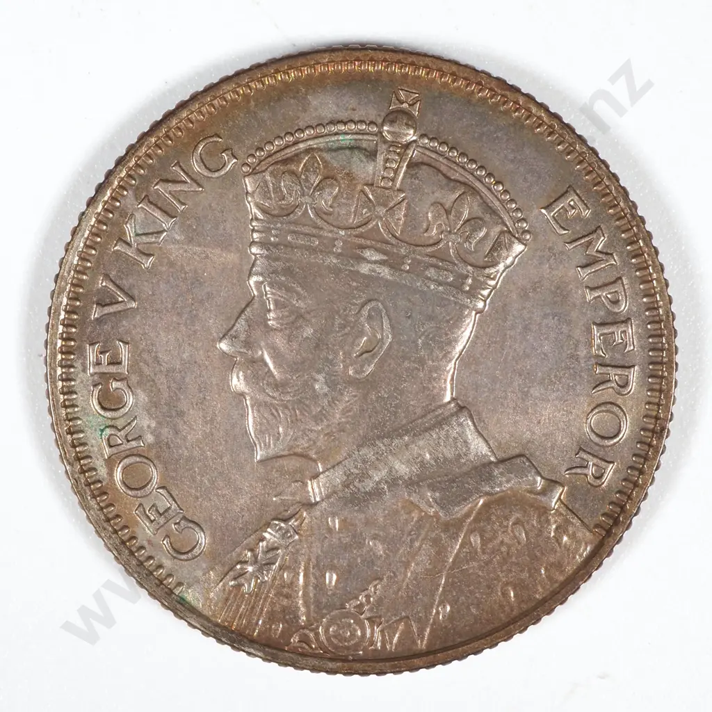 1934 Fiji Shilling - AUNC  Image 1++
