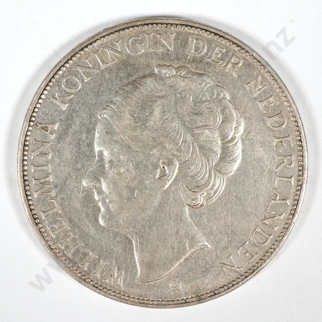 1930 Netherlands Two & a Half Gulden - VF Image 1++