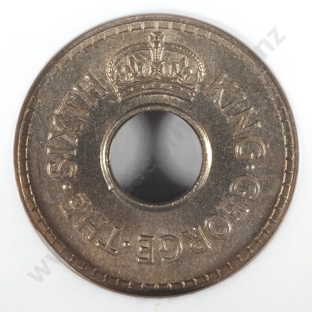 1950 Fiji Halfpenny NGC Graded & Slabbed - MS65 Image 1++