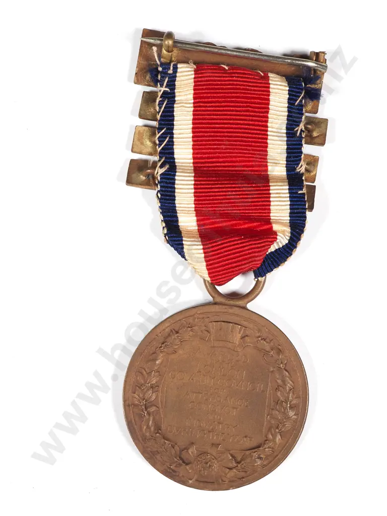 1919-1920 The Kings Medal from the London County Council  Image 1++