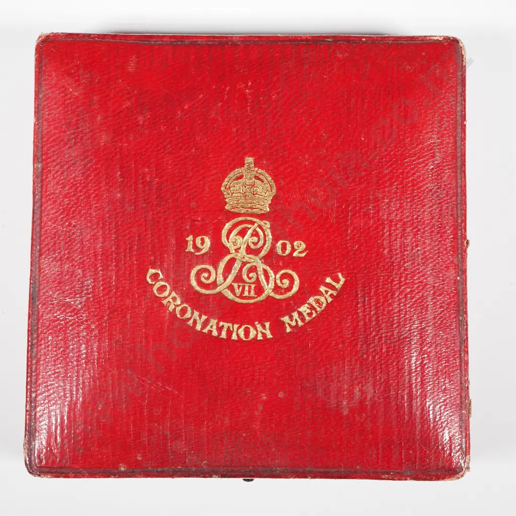 Cased 1902 Copper Medal Commemorating the Coronation of King Edward VII, 56mm  Image 1++