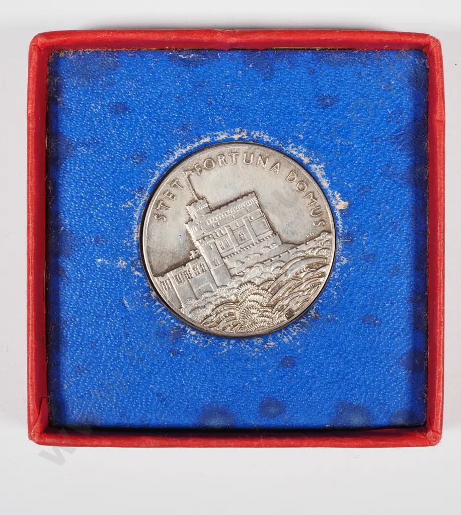 1910-1935 United Kingdom Card Cased Sterling Silver Commemorative Coin  Image 1++