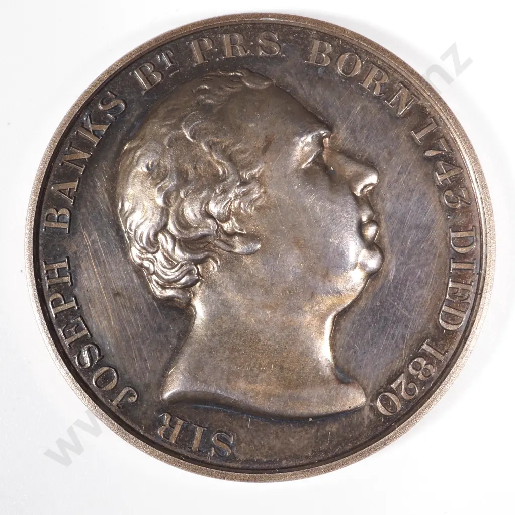 Two Cased Royal Horticultural Society Medals to T R Wilkinson - One Bronze & One Silver Image 1++