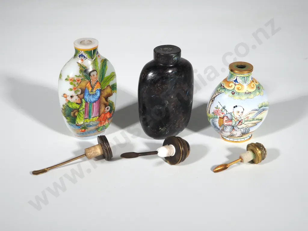 Three Oriental Snuff Bottles  Image 1++