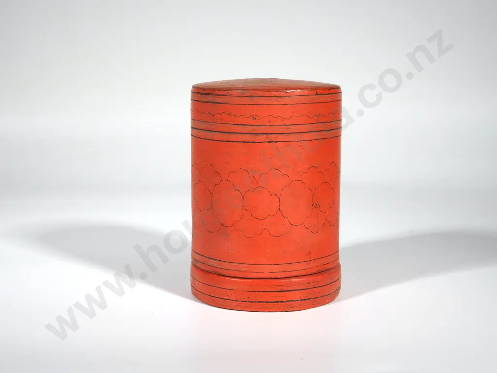 One Hand-Made Lacquer (Myanmar) Canister Image 1++