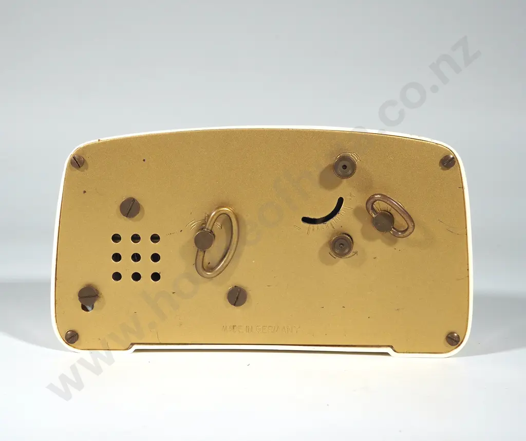 Bakelite Musical Alarm Clock Image 1++