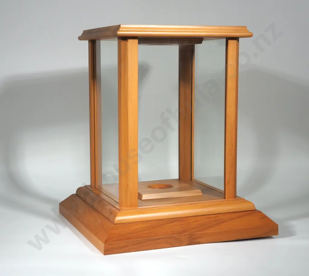Small Kauri Display Cabinet  Image 1++