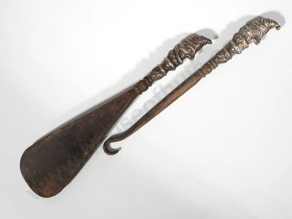 Sterling Silver Punch & Judy Shoe Horn & Boot hook Image 1++