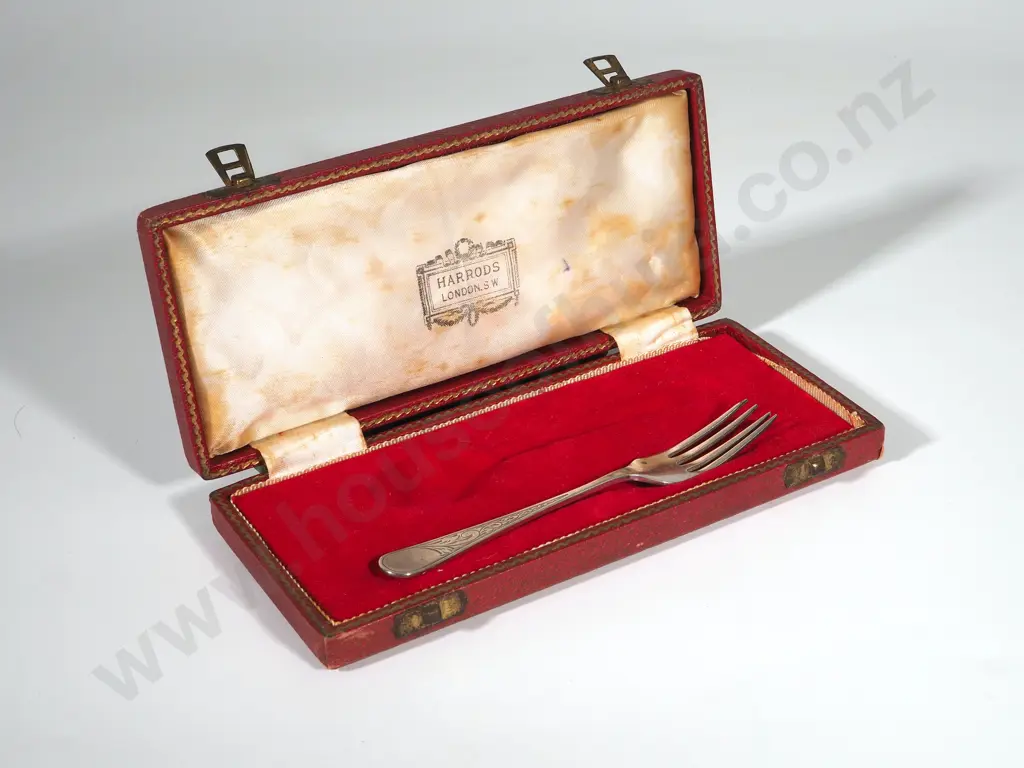 Cased Sterling Silver Christening  Fork Image 1++