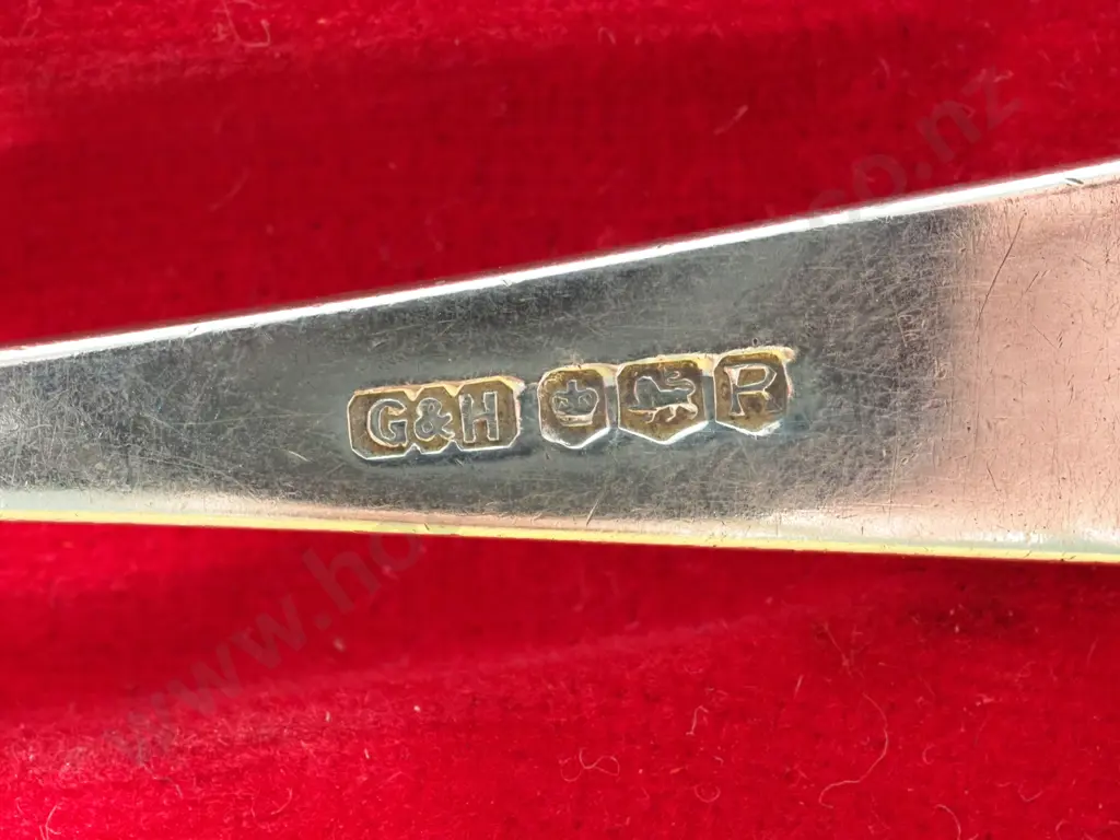 Cased Sterling Silver Christening  Fork Image 1++