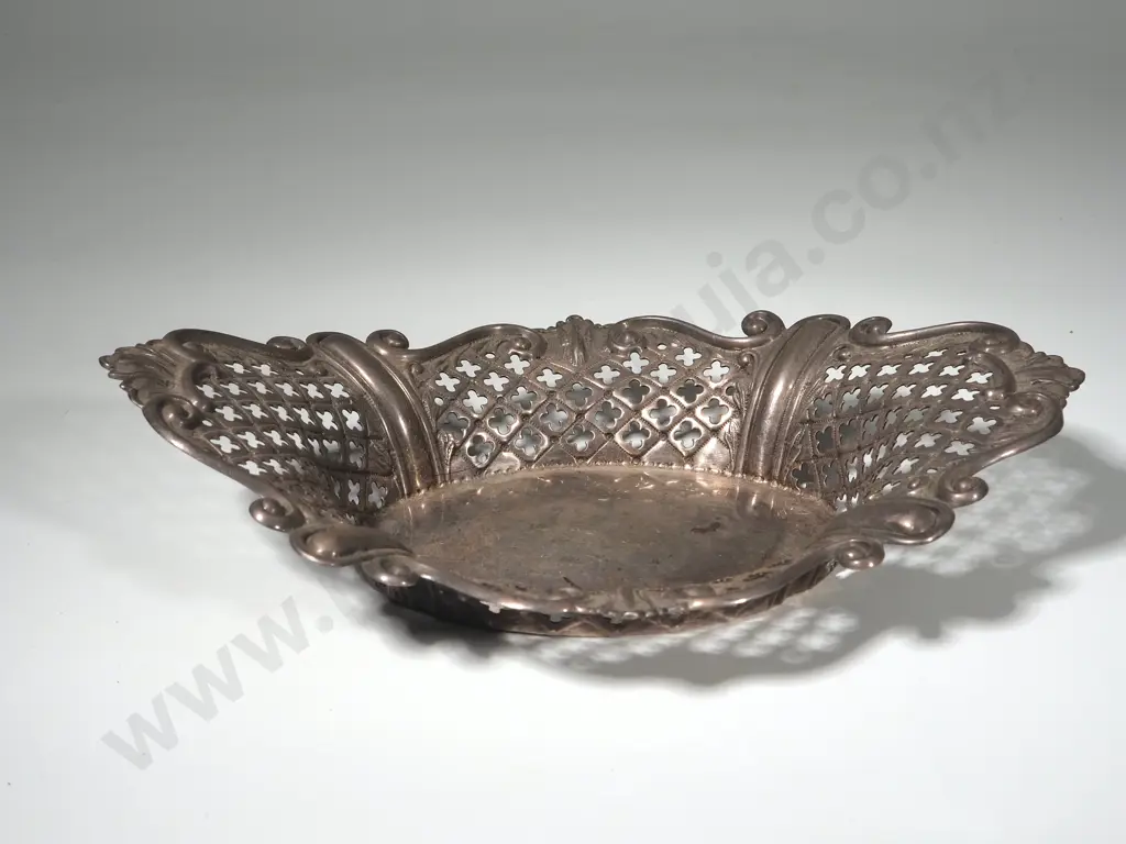 Sterling Silver Bon Bon Dish Image 1++