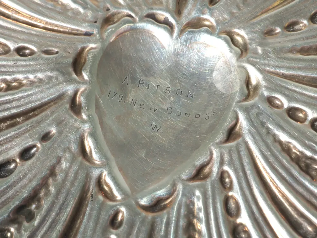 Sterling Silver Heart Shaped Dressing Table Dish w Embossed Decoration Image 1++