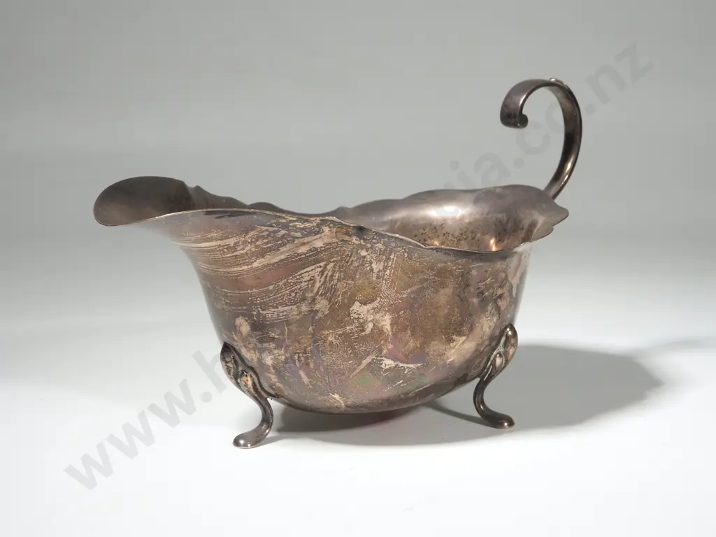 Sterling Silver Sauce Boat Image 1++