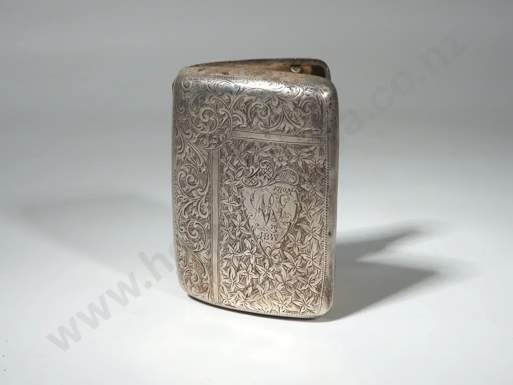 Sterling Silver Cigarette Case w Allover Leaf & Scroll Decoration Image 1++